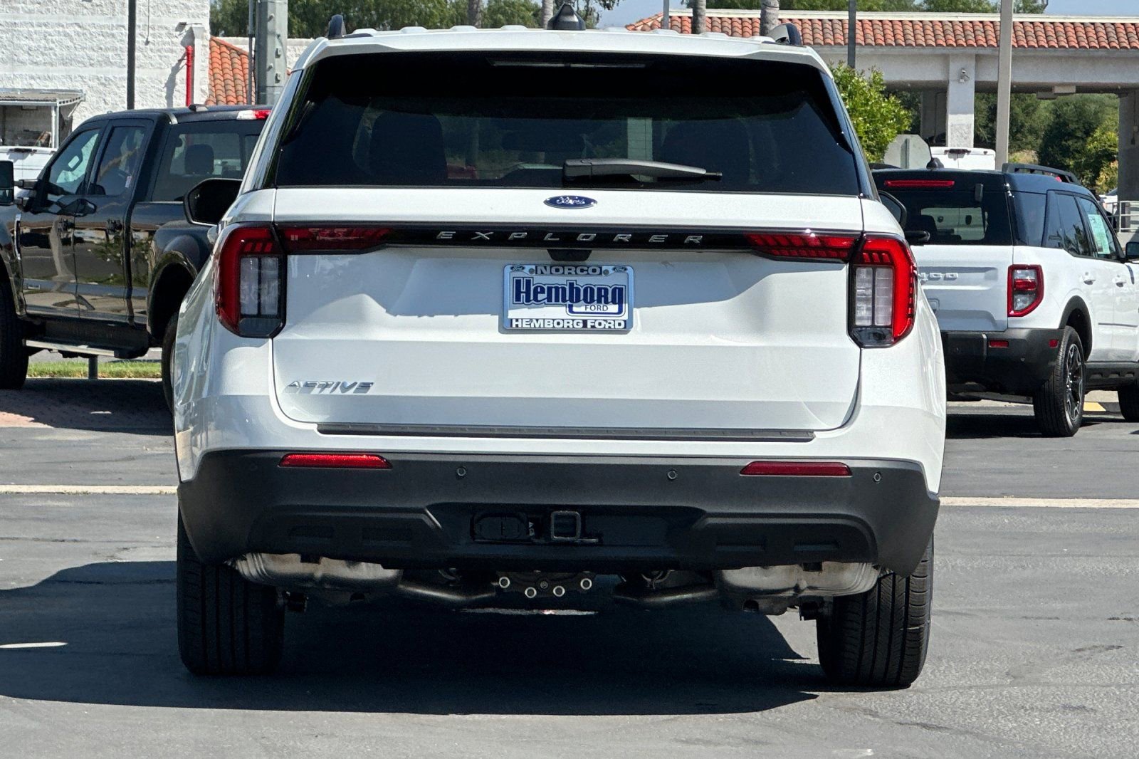 New 2026 Ford Explorer Active RWD image 5