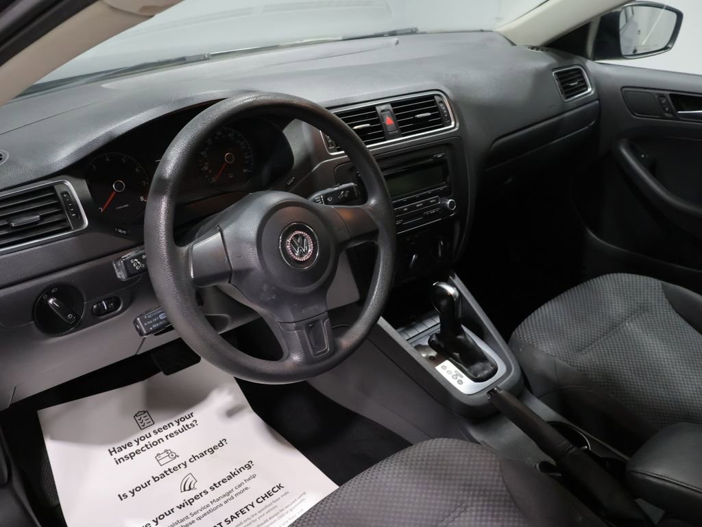 Used 2013 Volkswagen Jetta S image 14