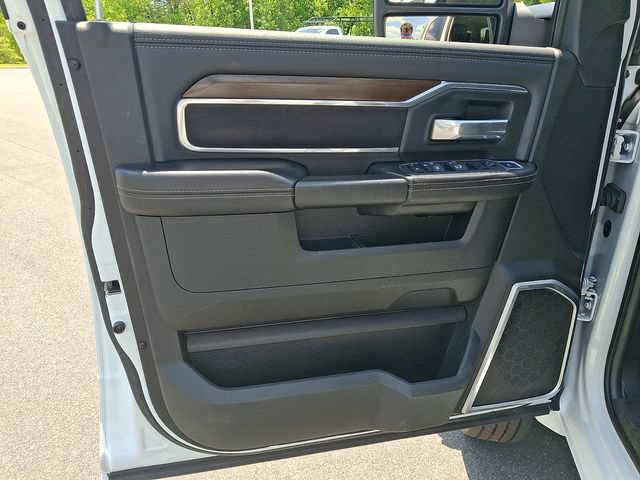 Used 2024 RAM 4500 Laramie AWD/4WD image 12