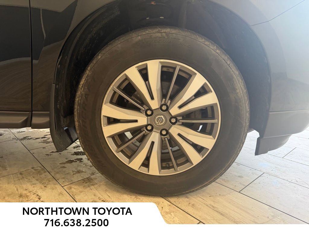 Used 2020 Nissan Pathfinder SV AWD/4WD image 9