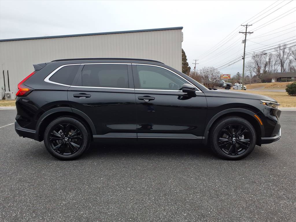 Used 2025 Honda CR-V Sport Touring image 3