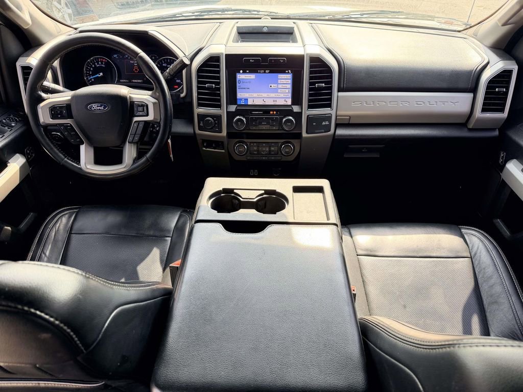 Used 2019 Ford F250 Lariat w/ Lariat Value Package image 2