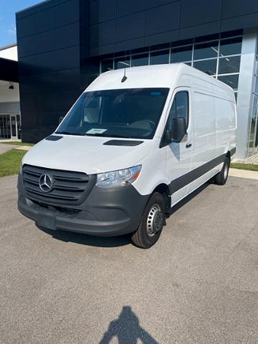 New 2024 Mercedes-Benz Sprinter 3500