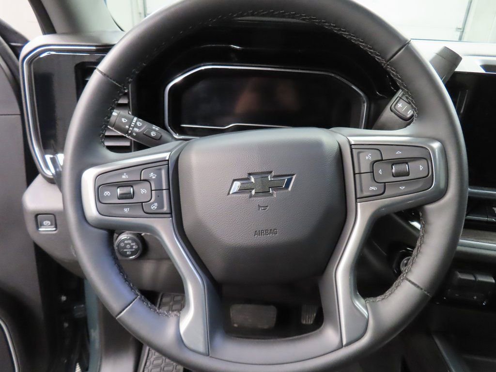 Used 2025 Chevrolet Silverado 2500 LTZ w/ Trail Boss Package image 46