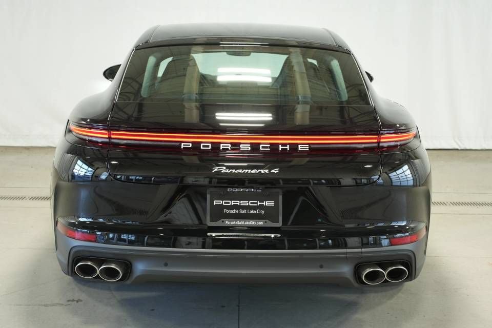 New 2026 Porsche Panamera 4 AWD/4WD image 12
