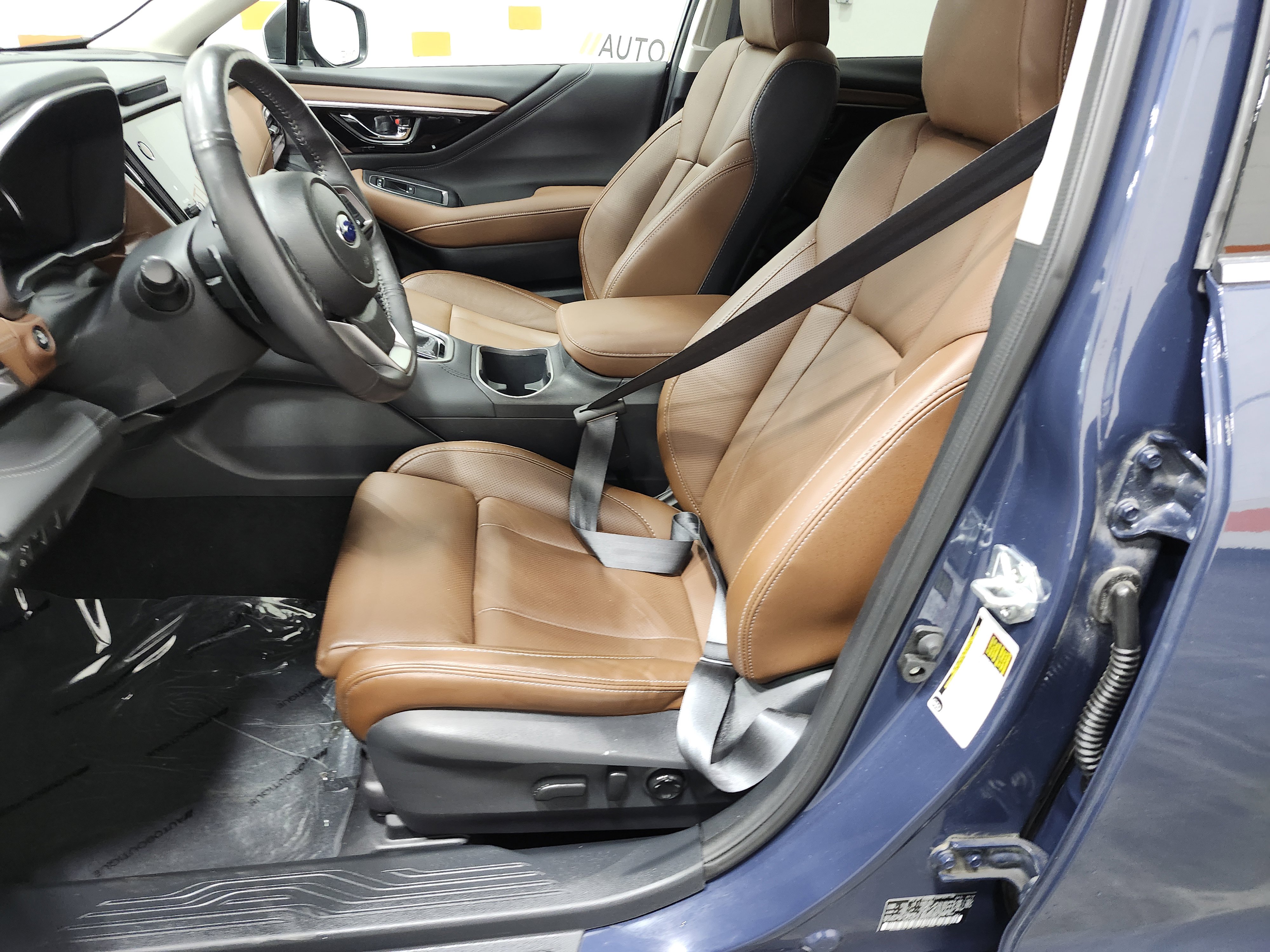 Used 2025 Subaru Outback Touring XT w/ Popular Package #2 image 29