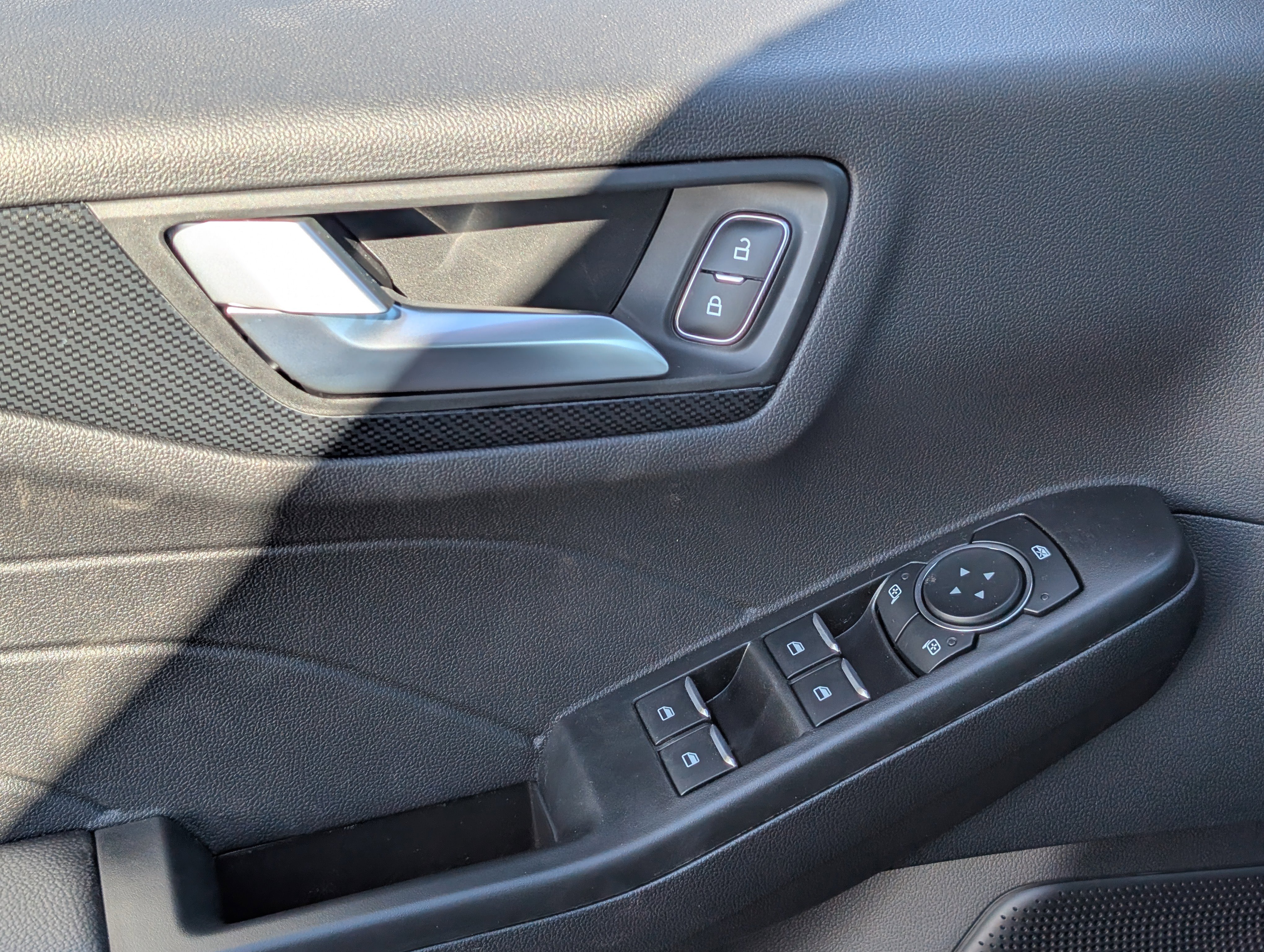 New 2026 Ford Escape ST-Line w/ Tech Pack #1 FWD image 21