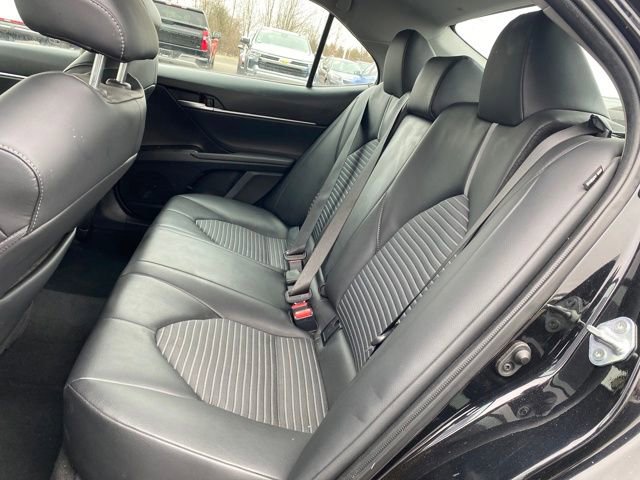 Used 2023 Toyota Camry SE image 16
