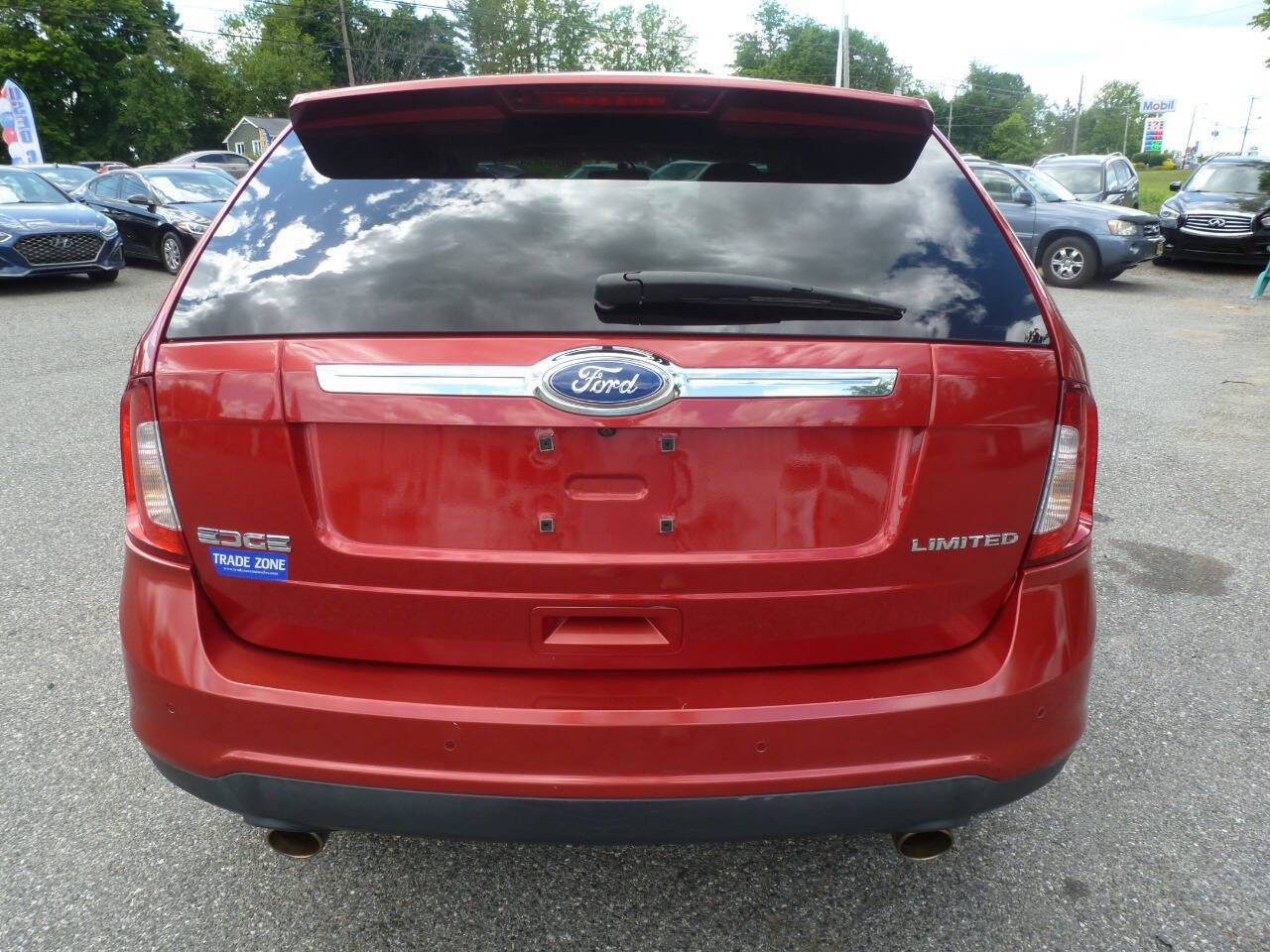 Used 2011 Ford Edge Limited w/ 301A Rapid Spec Order Code FWD image 8