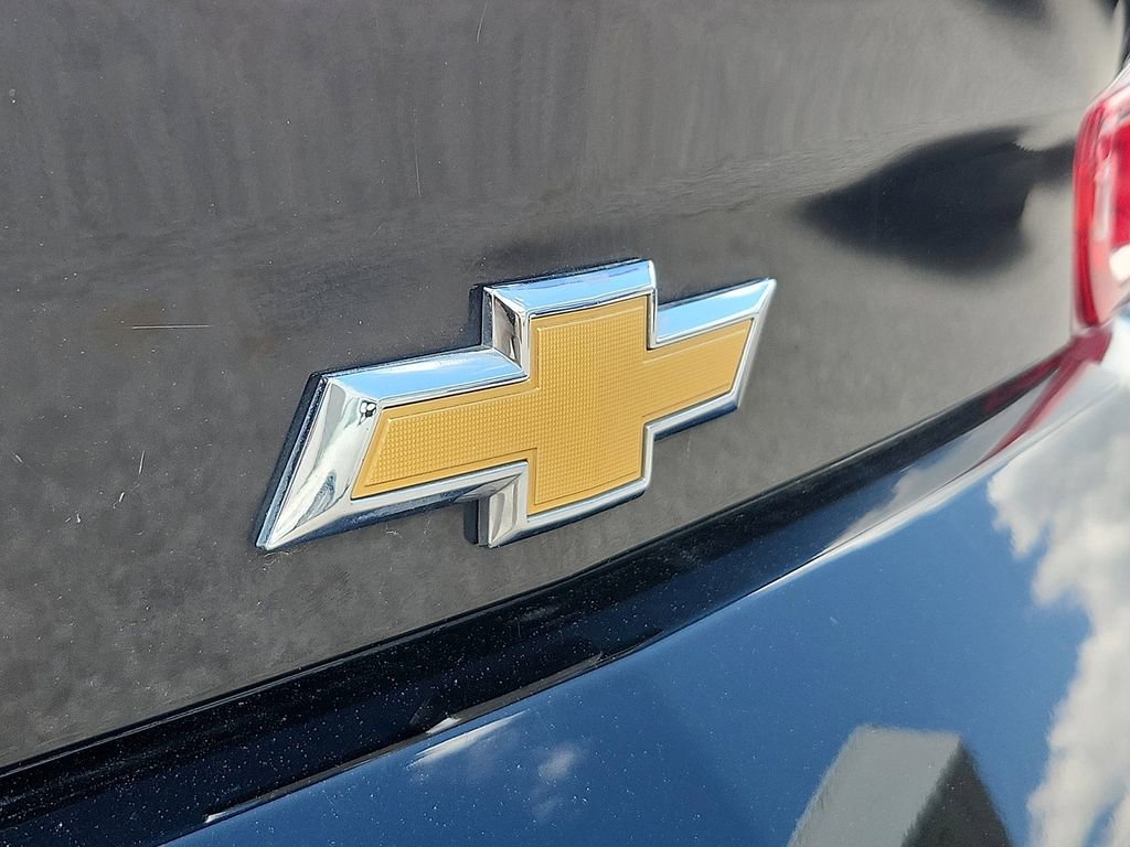 Used 2019 Chevrolet Camaro LT RWD image 22