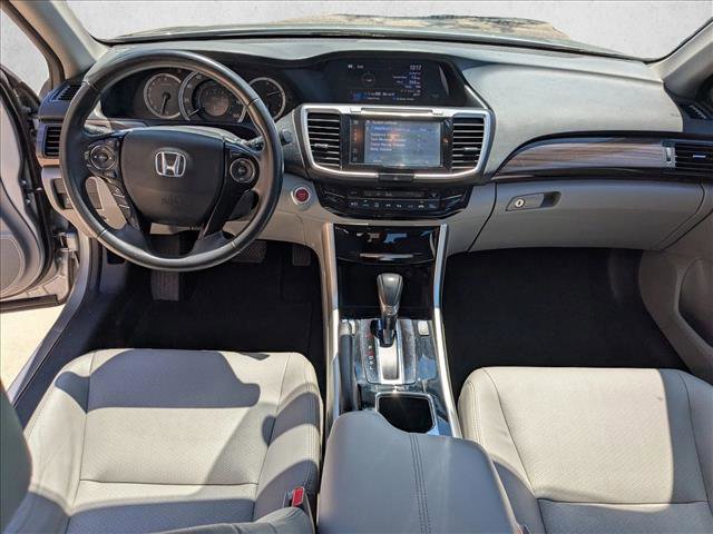Used 2017 Honda Accord EX-L image 19