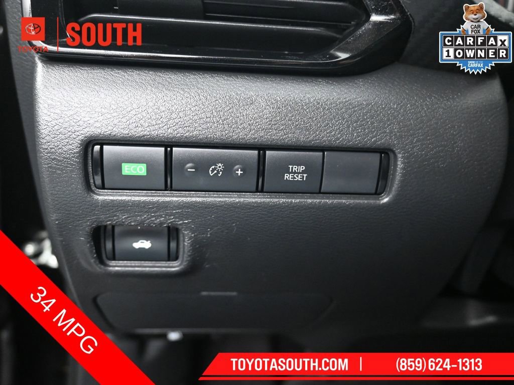 Used 2025 Nissan Sentra SV image 23