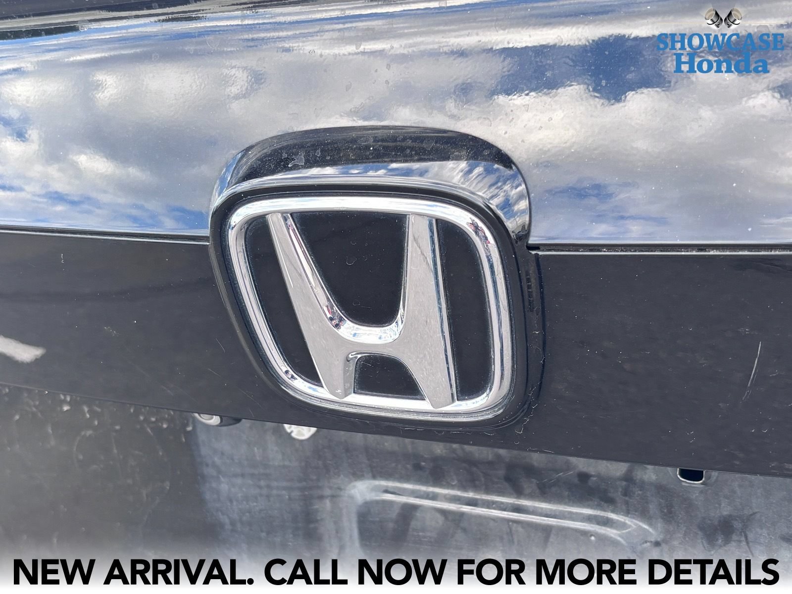 Used 2018 Honda Accord Touring image 10