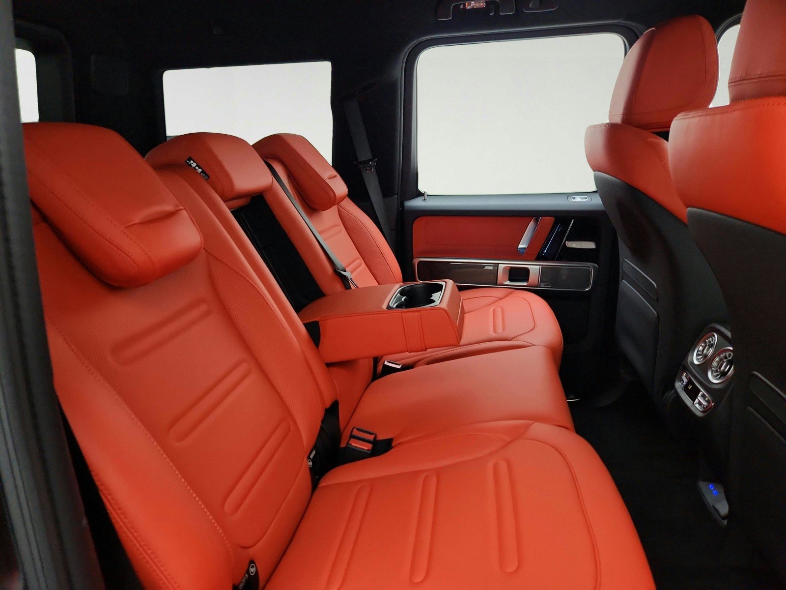 New 2027 Mercedes-Benz G 580 e image 30