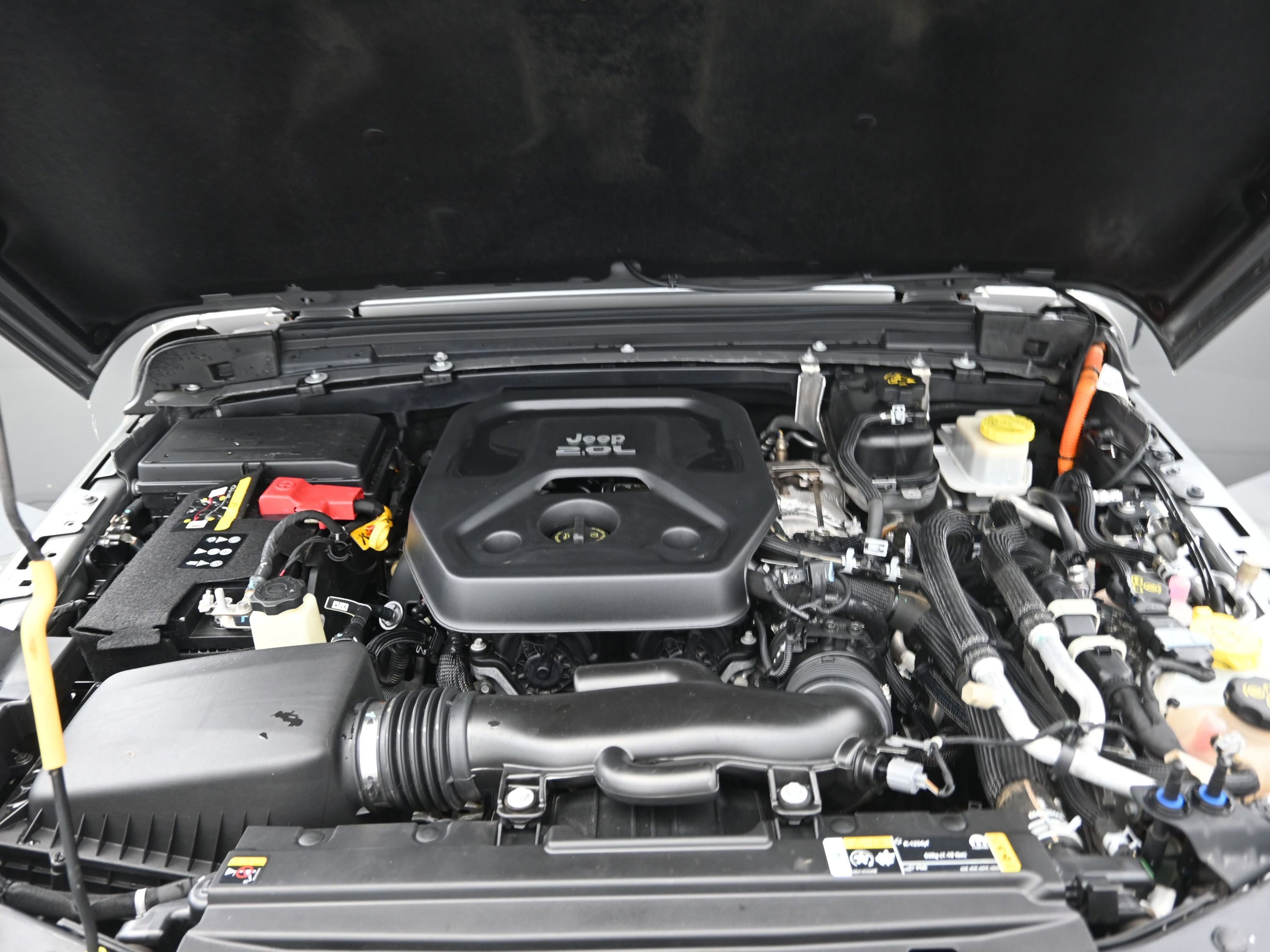 Used 2021 Jeep Wrangler Unlimited Sahara w/ Cold Weather Group image 20