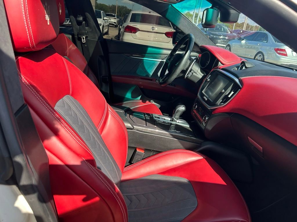 Used 2016 Maserati Ghibli S image 34
