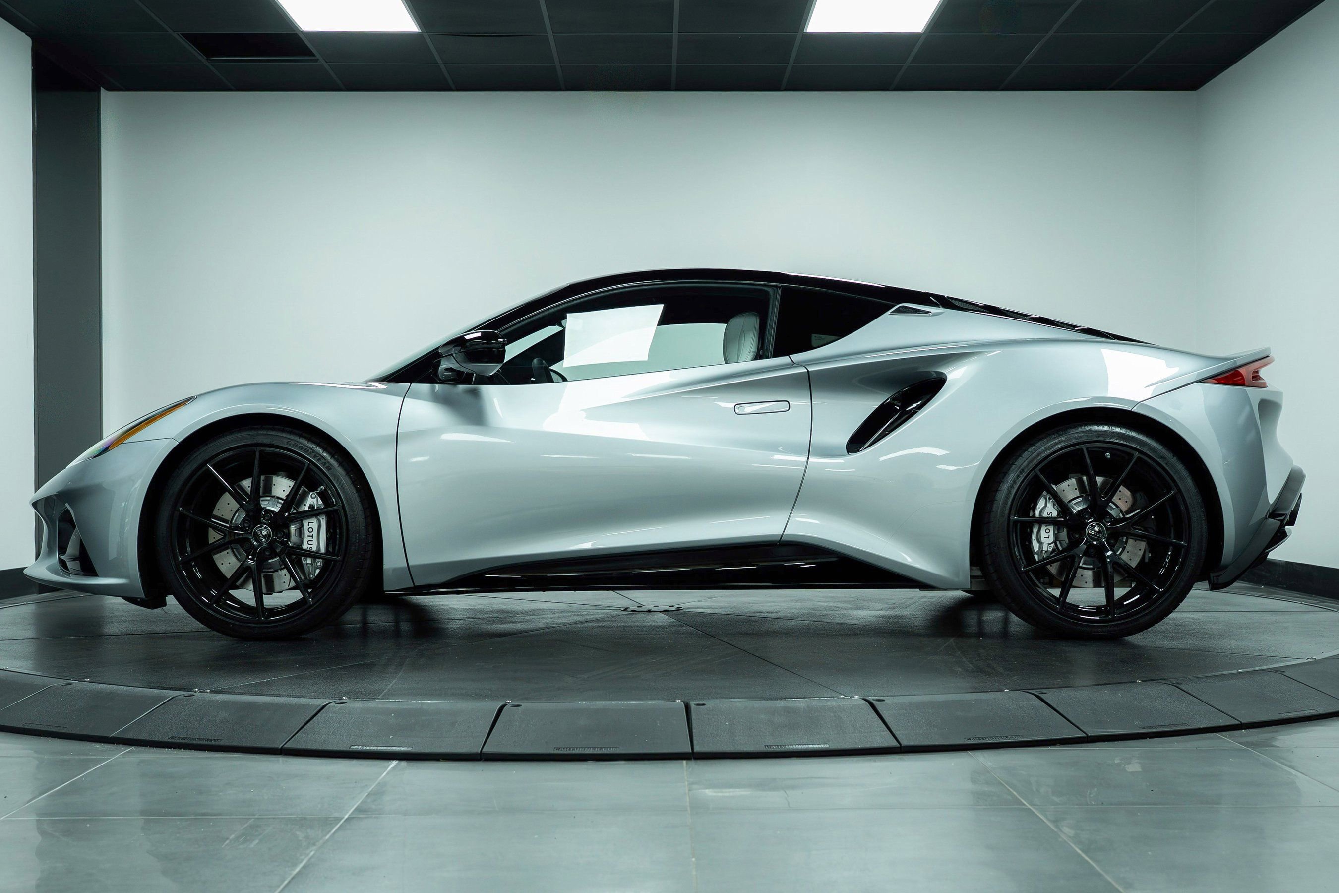 New 2026 Lotus Emira SE image 42