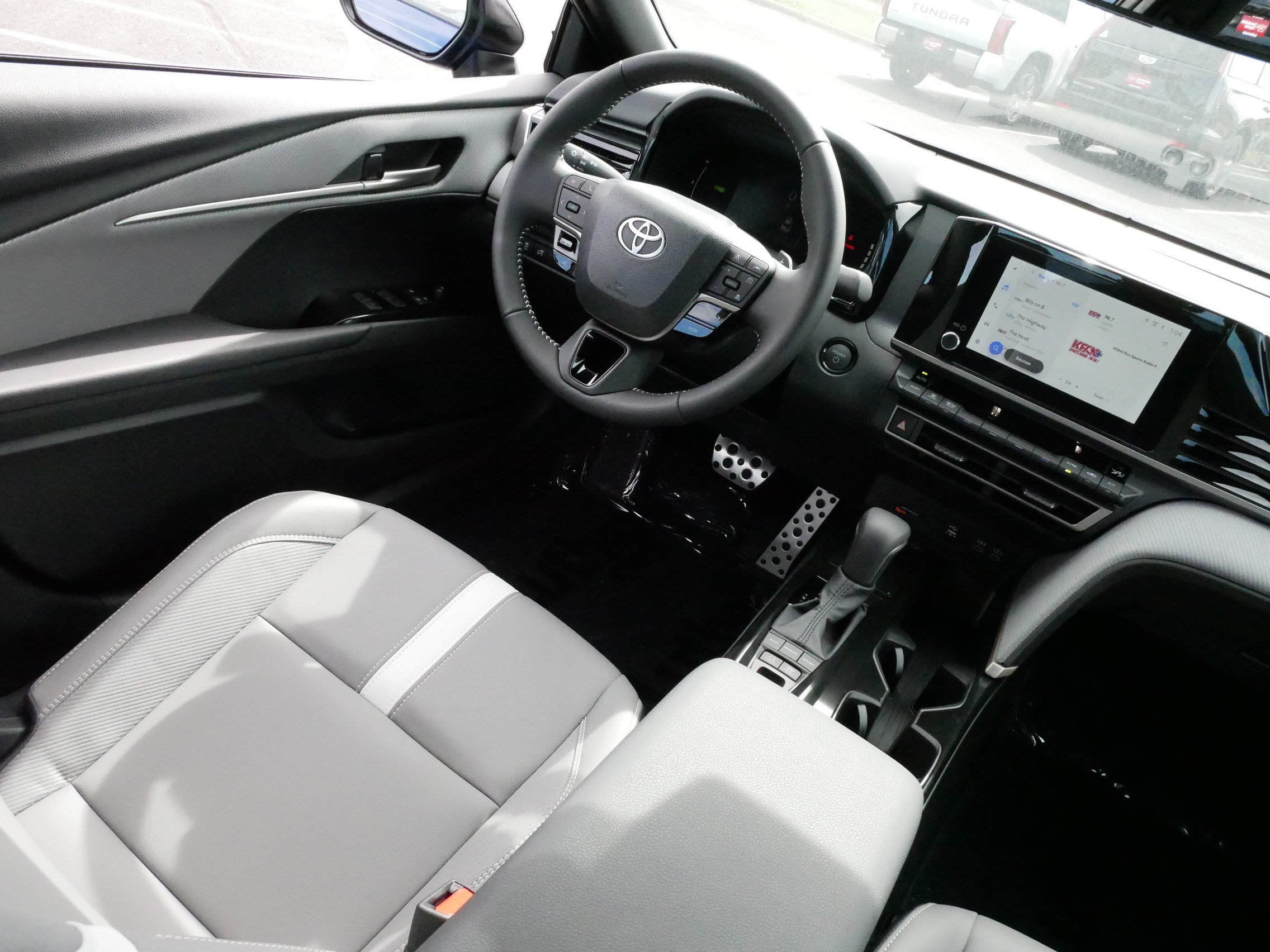 Certified 2026 Toyota Camry SE w/ Convenience Package FWD image 9