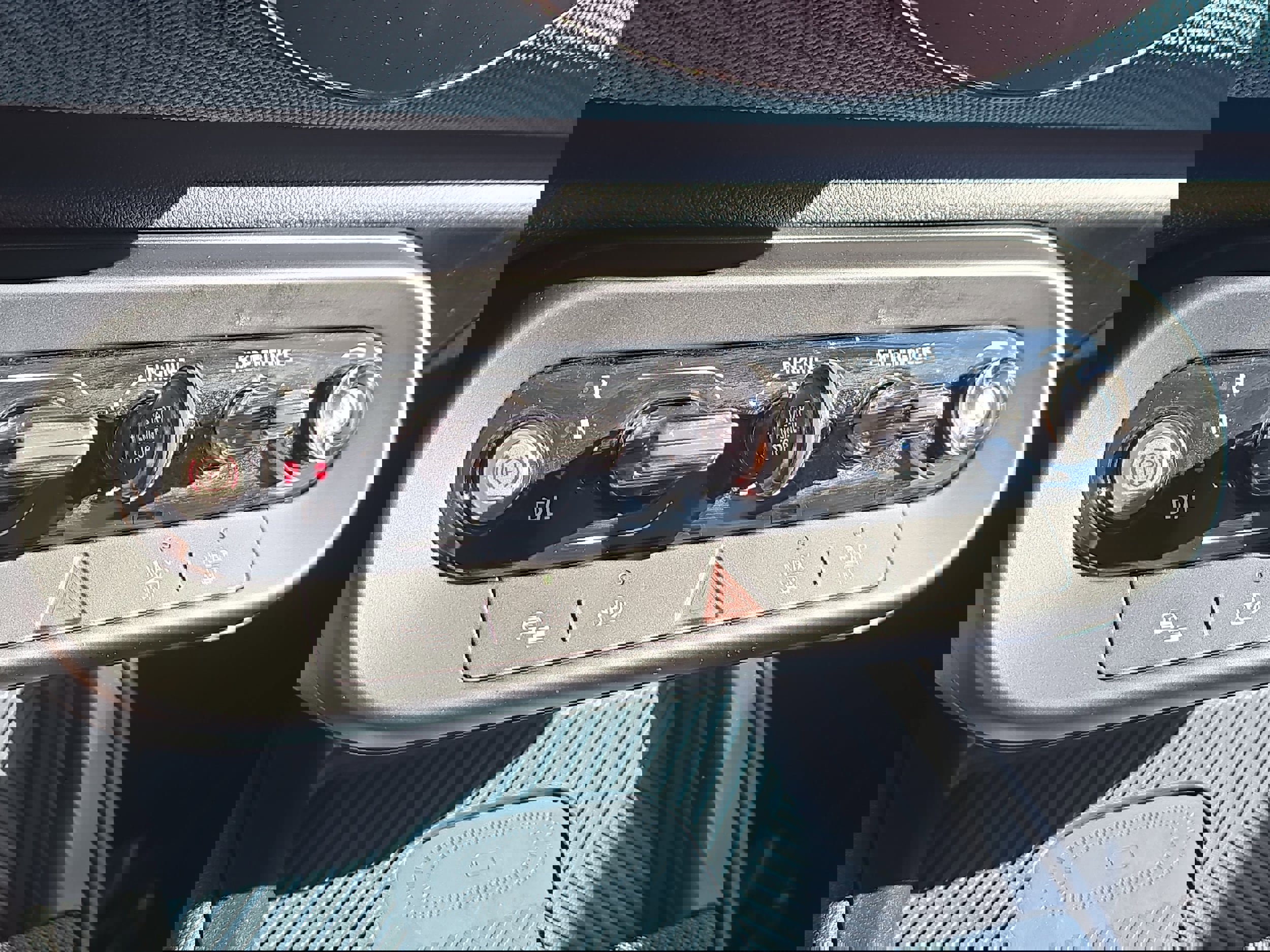 Certified 2025 MINI Cooper Countryman S w/ Comfort Package Max image 22