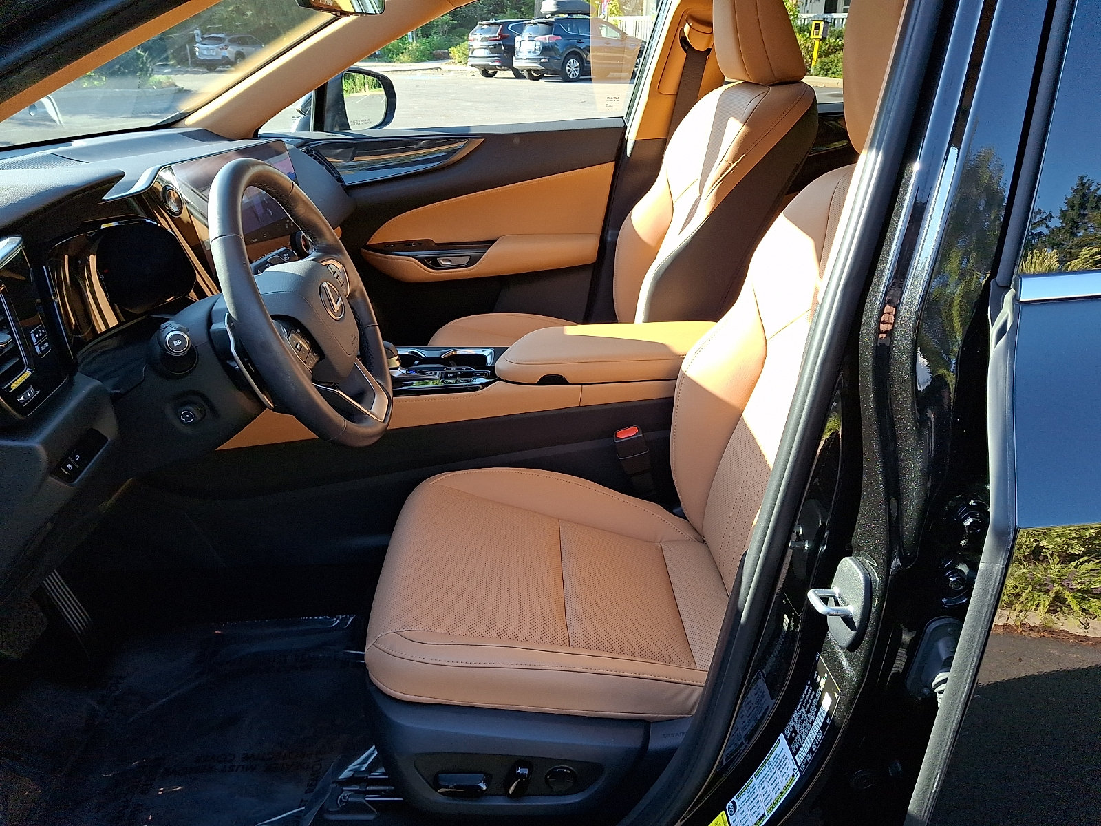 Certified 2025 Lexus NX 350 AWD w/ Accessory Package (2T) image 14