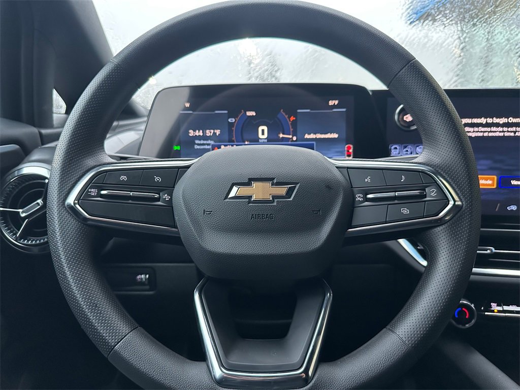 New 2026 Chevrolet Equinox EV LT image 23