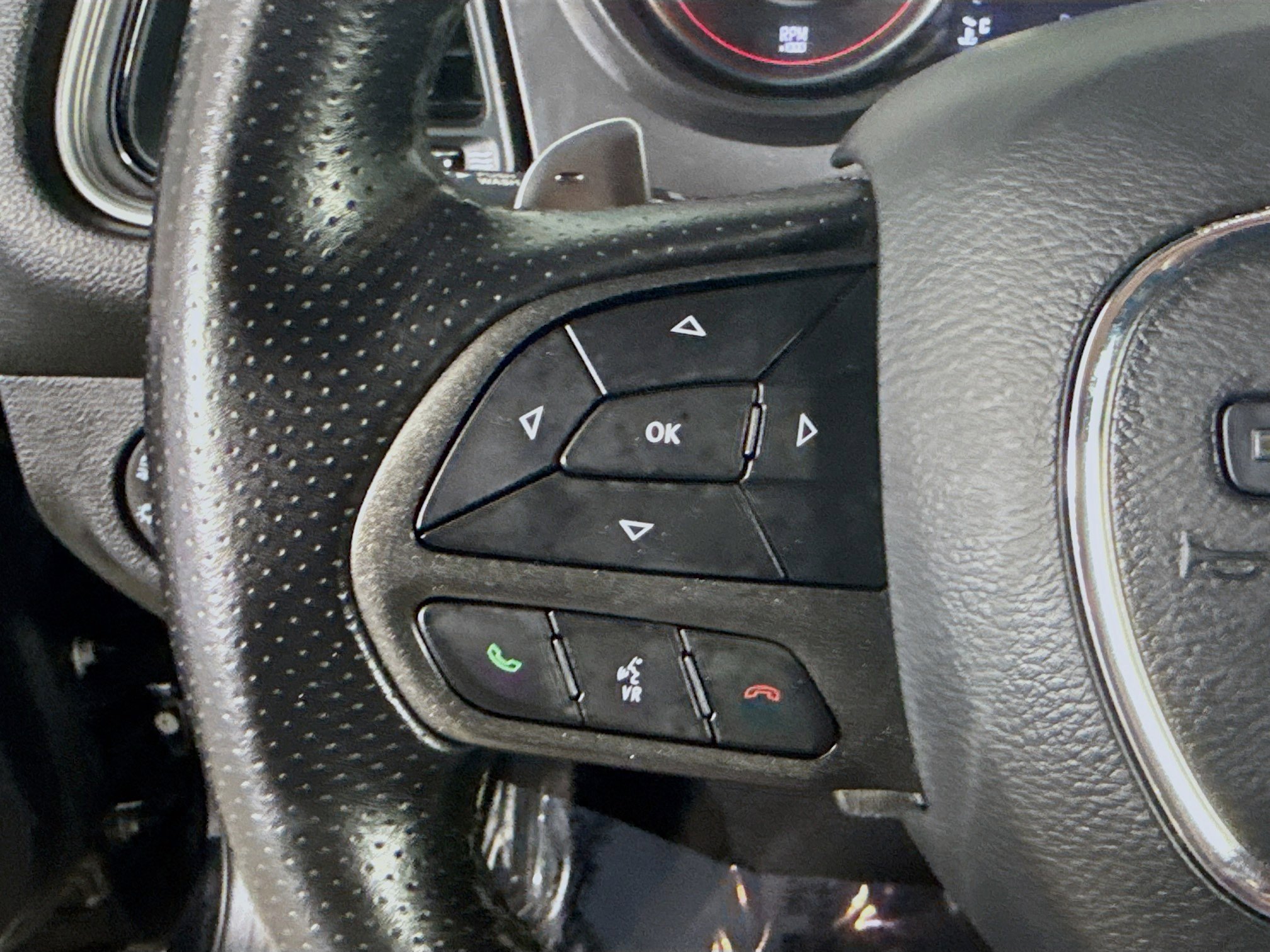 Used 2022 Dodge Challenger GT image 14