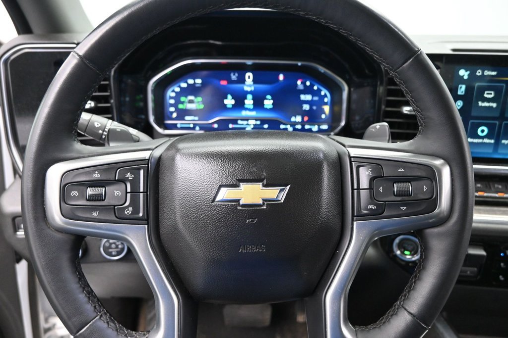 Used 2023 Chevrolet Silverado 1500 LTZ w/ LTZ Convenience Package II AWD/4WD image 16