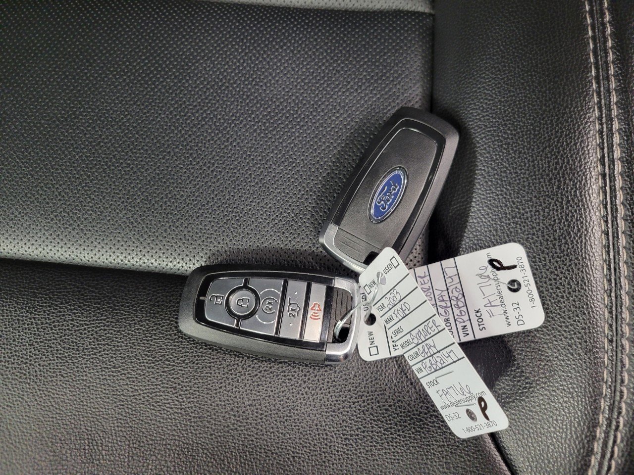 Used 2023 Ford Explorer Limited w/ Equipment Group 301A image 25