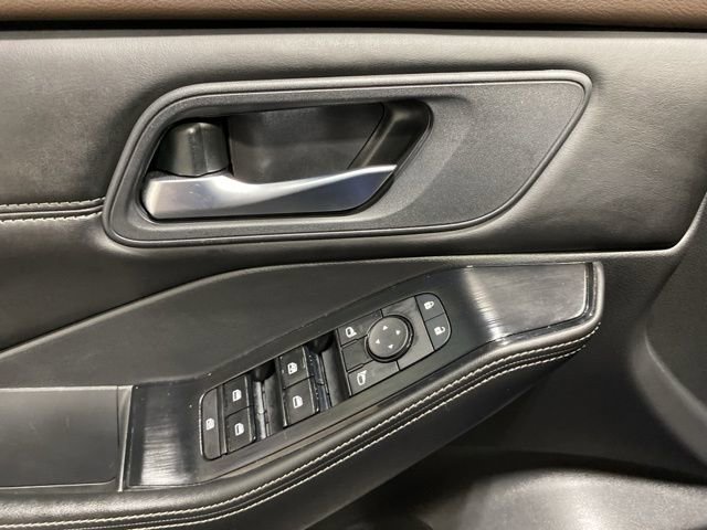 Certified 2023 Nissan Rogue SV w/ SV Premium Package image 10