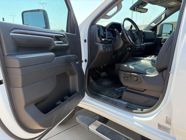Used 2024 Chevrolet Silverado 2500 LTZ w/ LTZ Plus Package AWD/4WD image 10