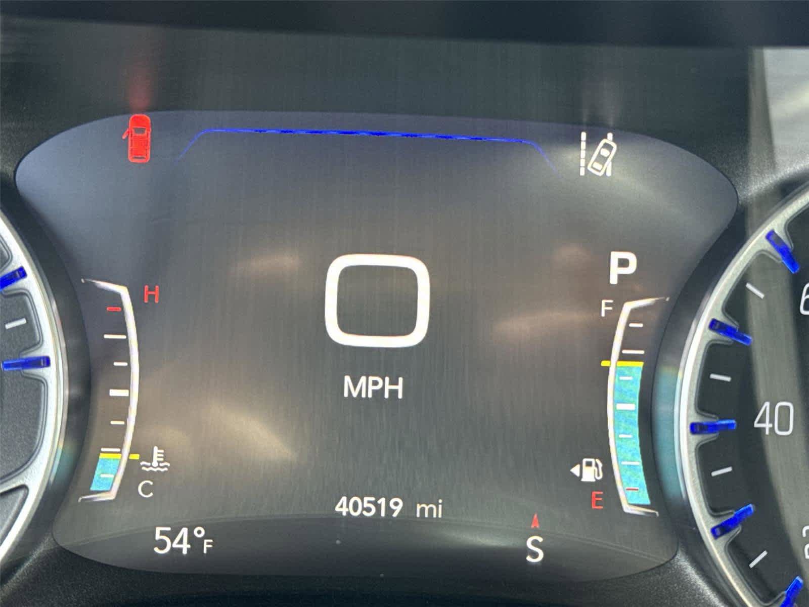 Used 2020 Chrysler Pacifica Touring-L w/ Advanced Safetytec Group AWD/4WD image 29
