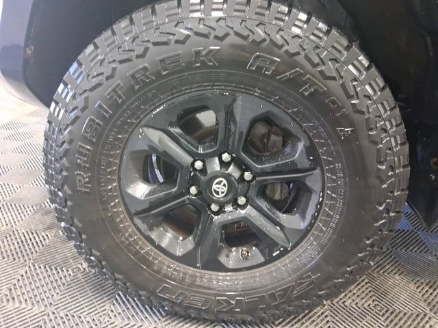 Used 2015 Toyota 4Runner SR5 Premium AWD/4WD image 8