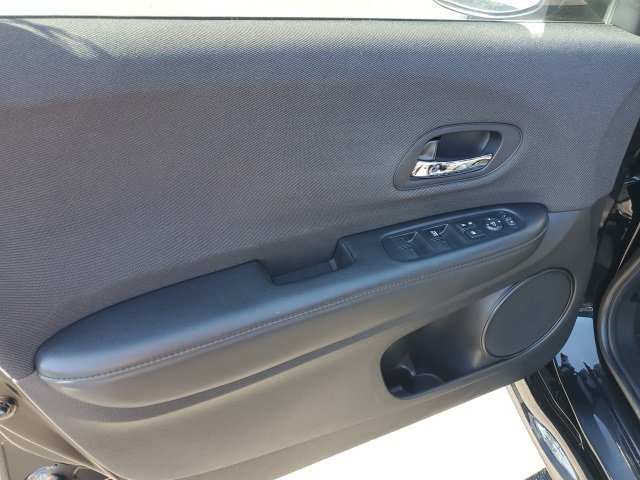 Certified 2020 Honda HR-V Sport image 24
