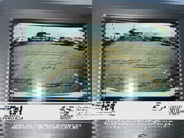 Used 2019 Chevrolet Equinox LT w/ Driver Convenience Package image 2