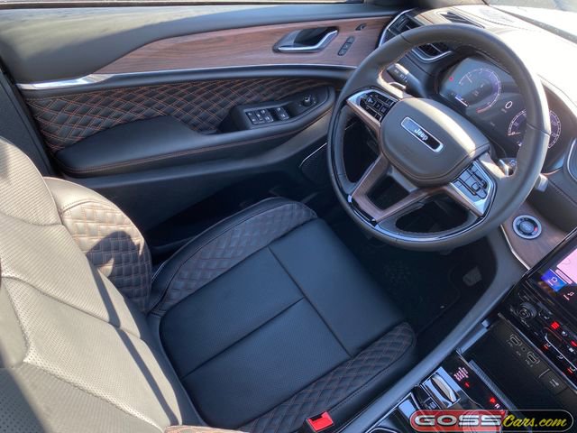 New 2025 Jeep Grand Cherokee Summit w/ Obsidian Package image 22