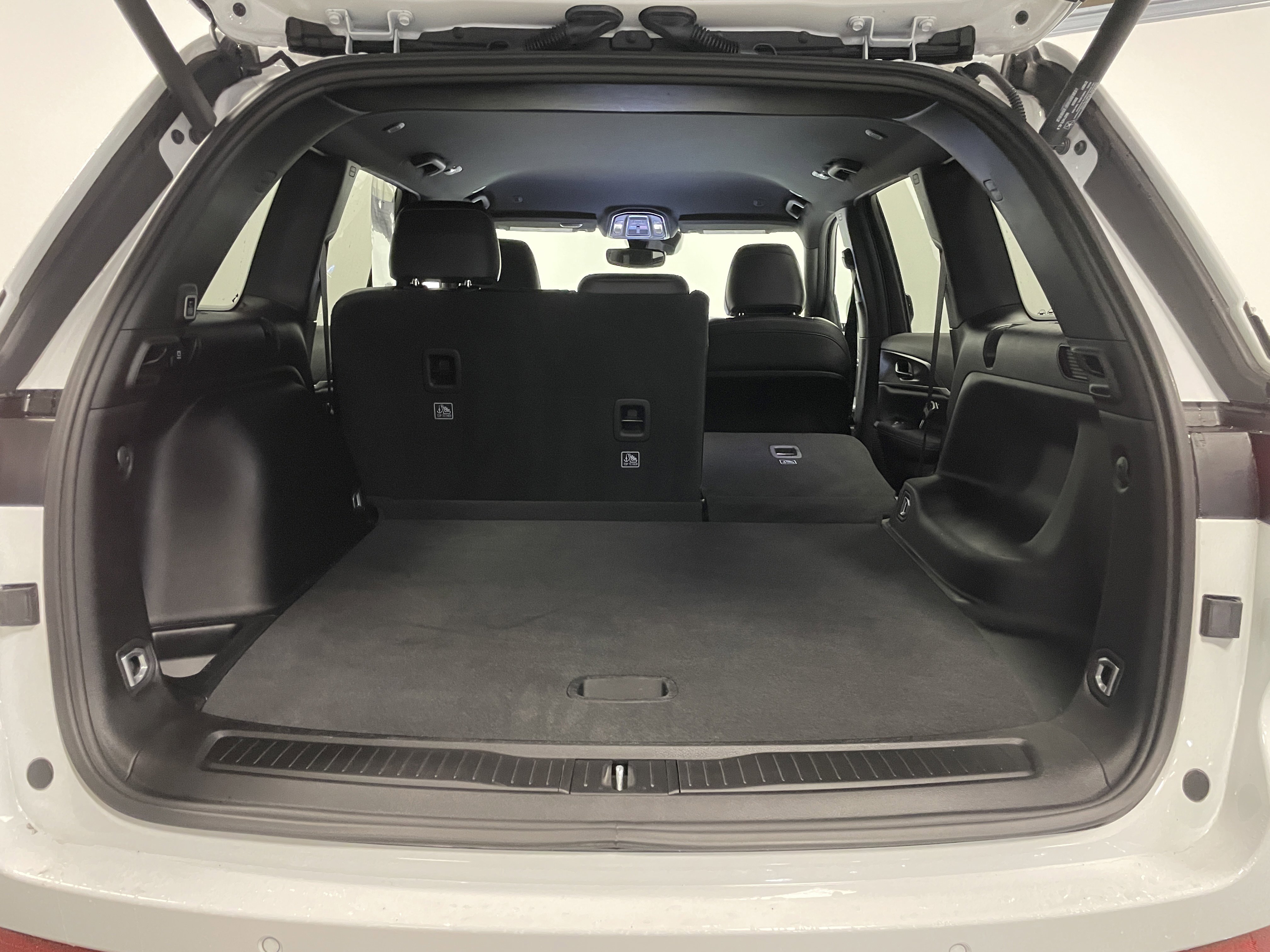 Used 2024 Jeep Grand Cherokee Limited image 31