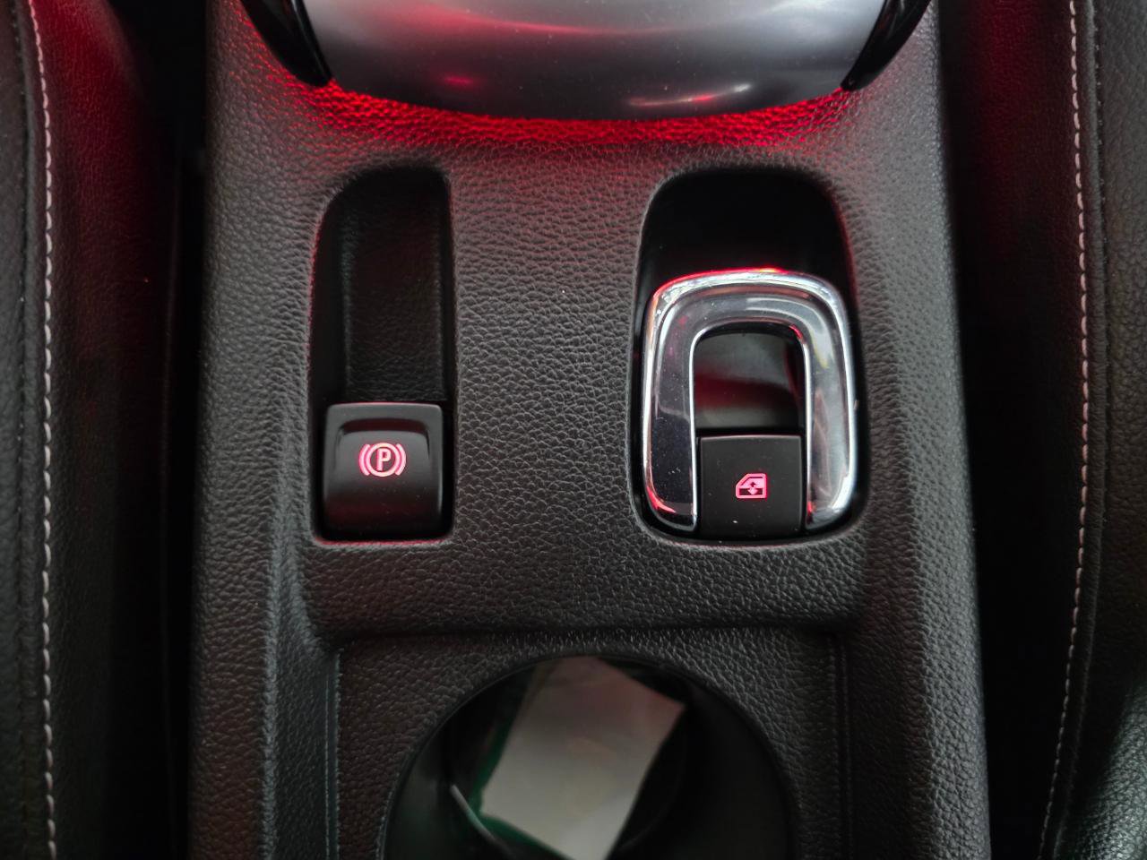 Used 2019 Buick Cascada Premium FWD image 36