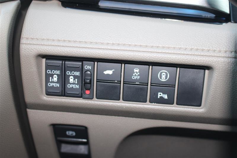 Used 2021 Honda Odyssey Touring image 17