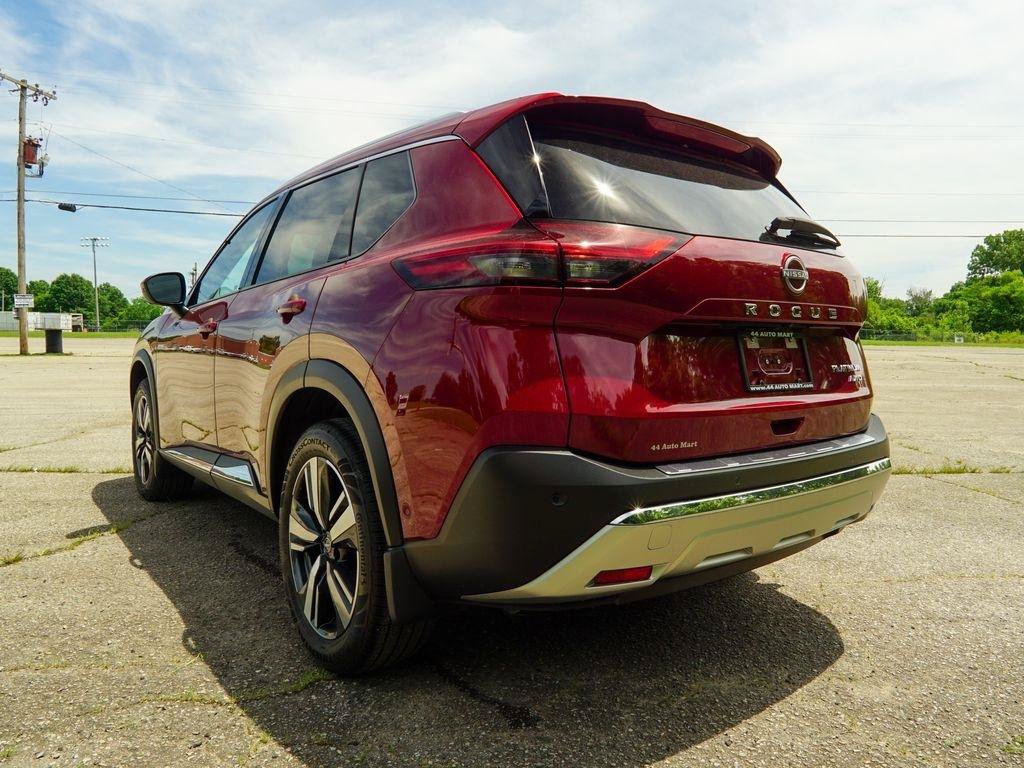 Used 2023 Nissan Rogue Platinum w/ Platinum Premium Package AWD/4WD image 4