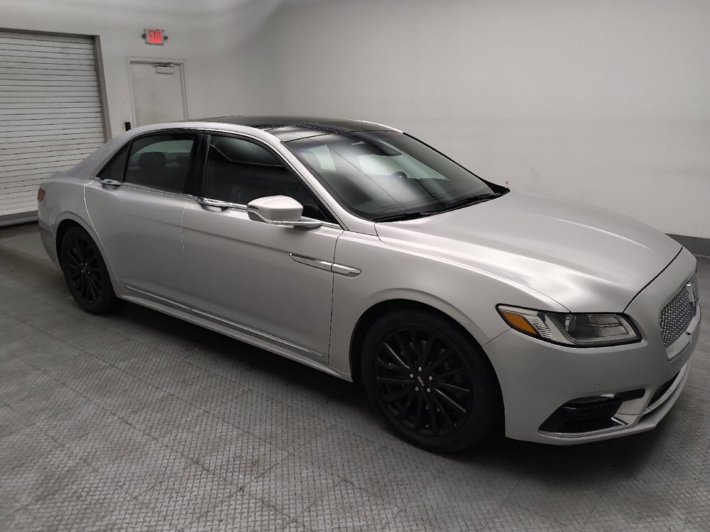 Used 2017 Lincoln Continental Select w/ Climate Package AWD/4WD image 11