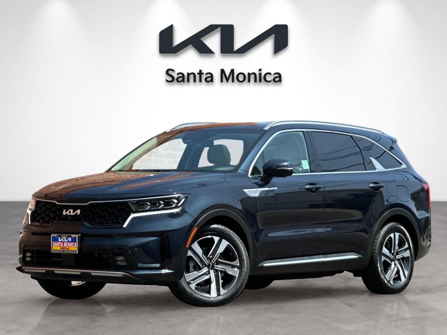 Certified 2023 Kia Sorento SX Prestige w/ Panoramic Sunroof Package AWD/4WD image 2