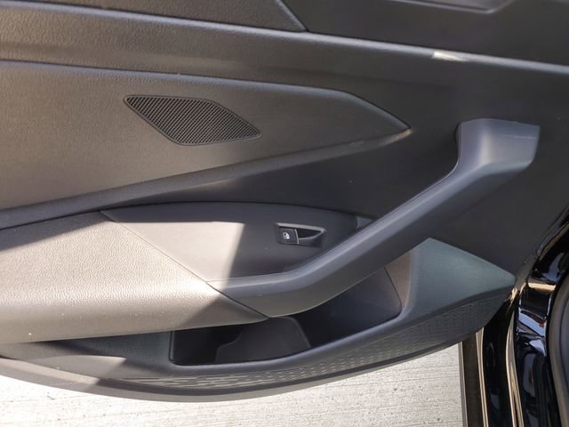 Used 2021 Volkswagen Jetta SE FWD image 15