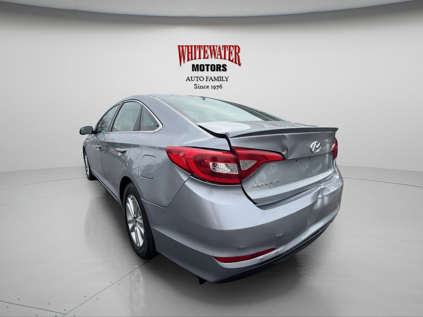 Used 2017 Hyundai Sonata SE image 4