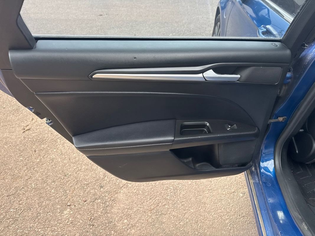 Used 2017 Ford Fusion Energi Titanium FWD image 12