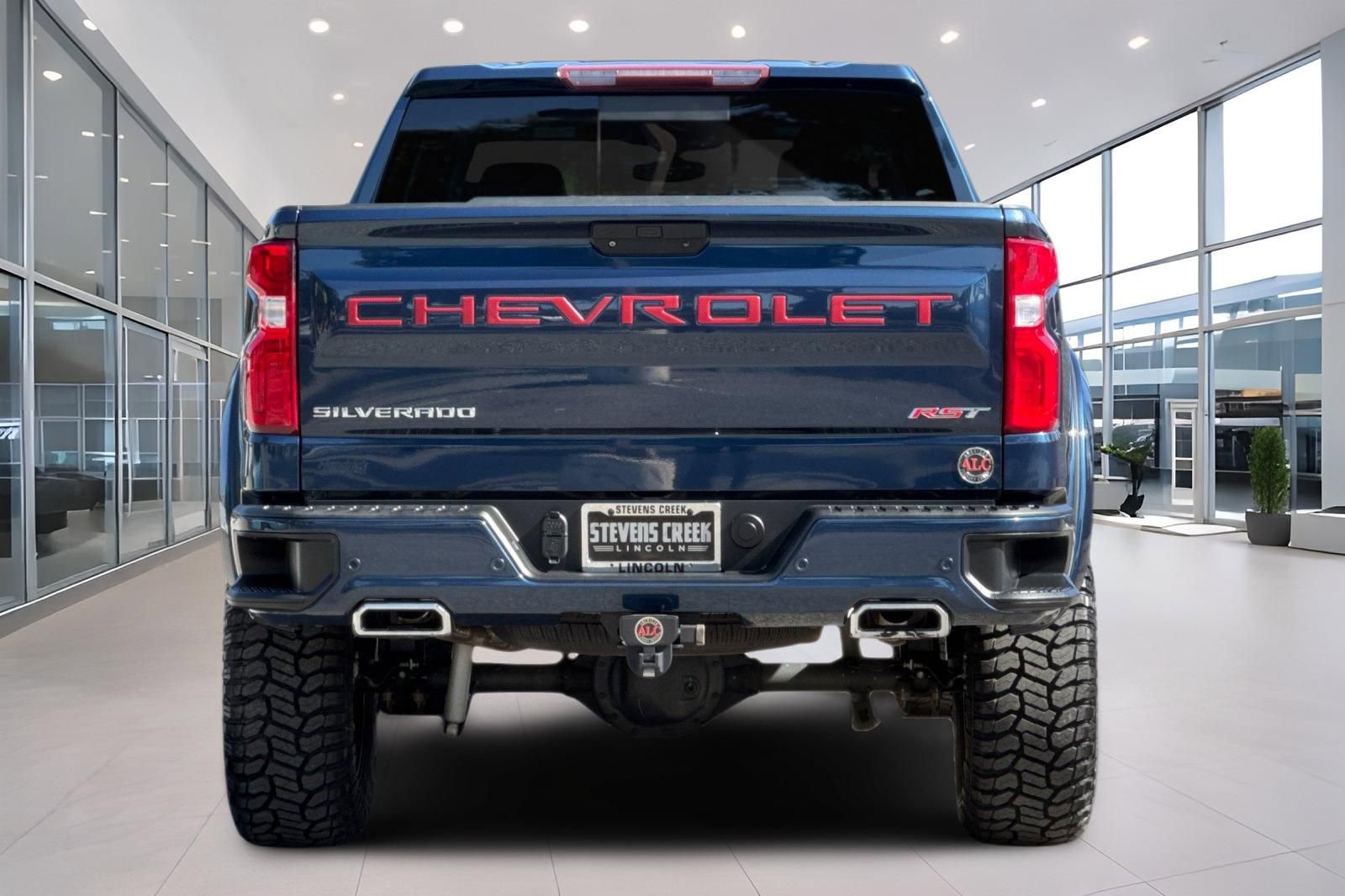 Used 2020 Chevrolet Silverado 1500 RST AWD/4WD image 5