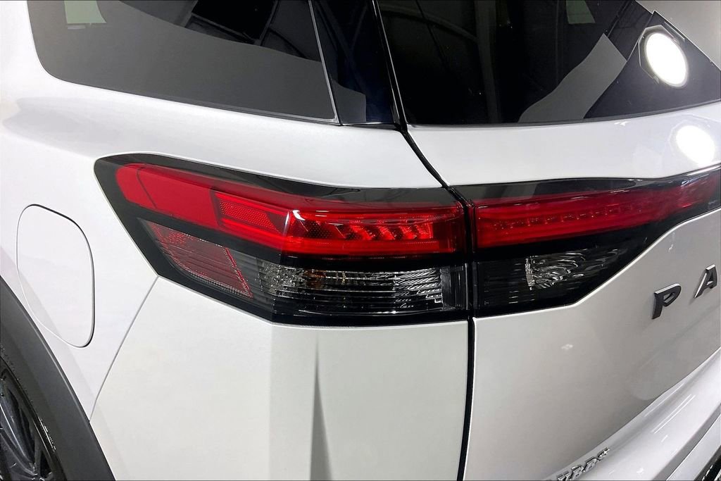 New 2026 Nissan Pathfinder SL image 38