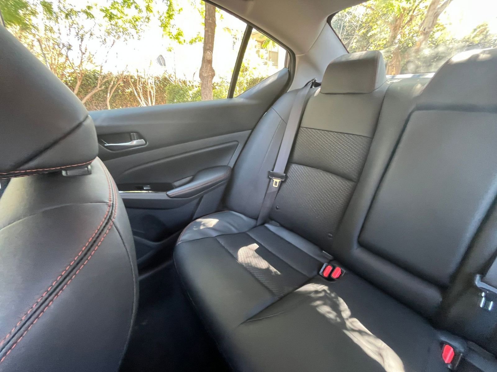 Used 2025 Nissan Altima 2.5 SR image 38
