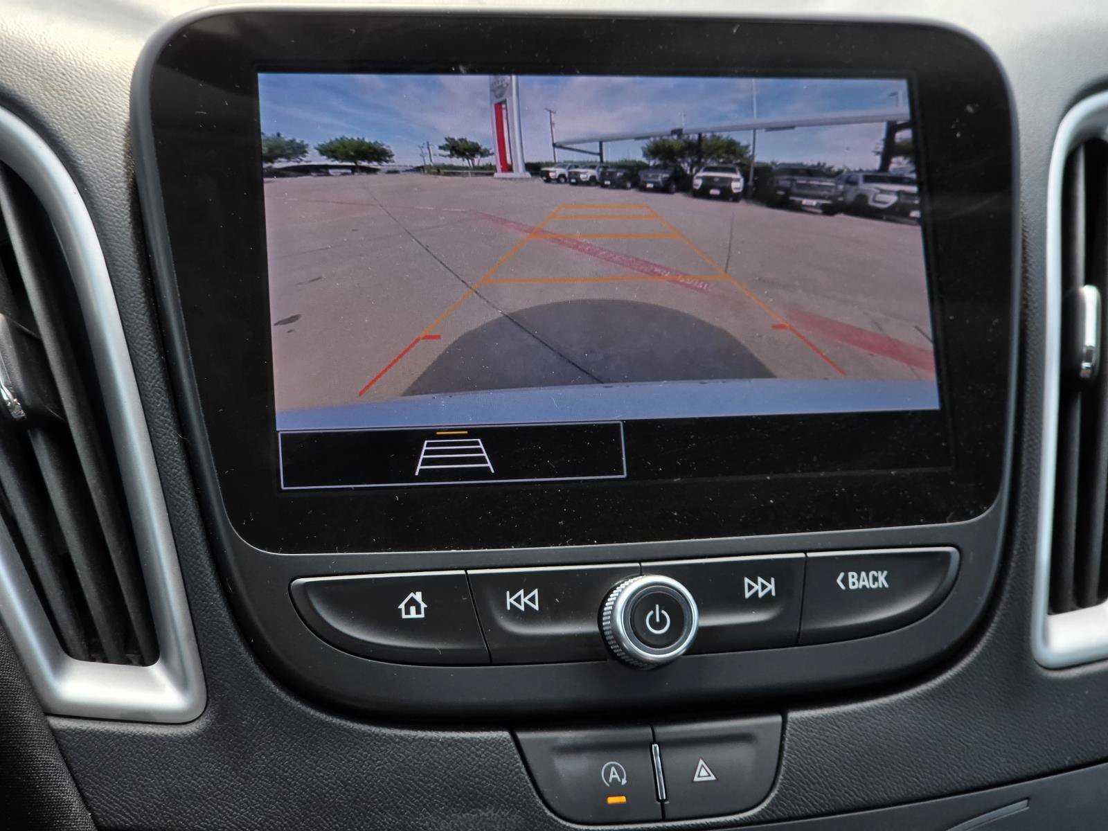Used 2024 Chevrolet Malibu LT FWD image 27