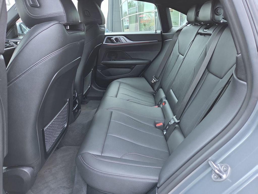 Used 2024 BMW i4 xDrive40i image 13