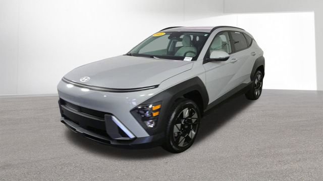 Used 2025 Hyundai Kona SEL AWD/4WD image 4